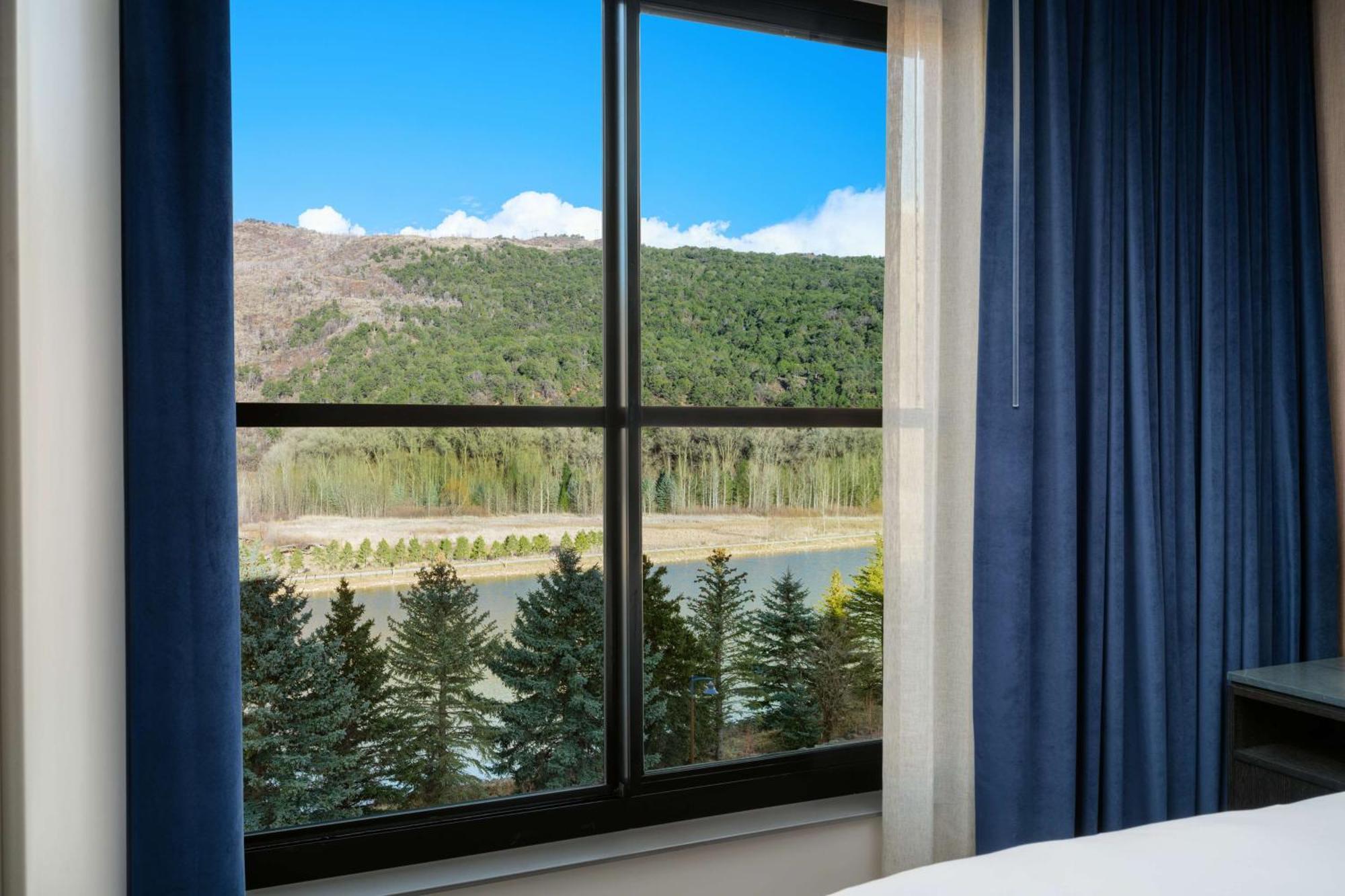 The Hoffmann Hotel Basalt Aspen Tapestry Collection Hilton Eksteriør billede
